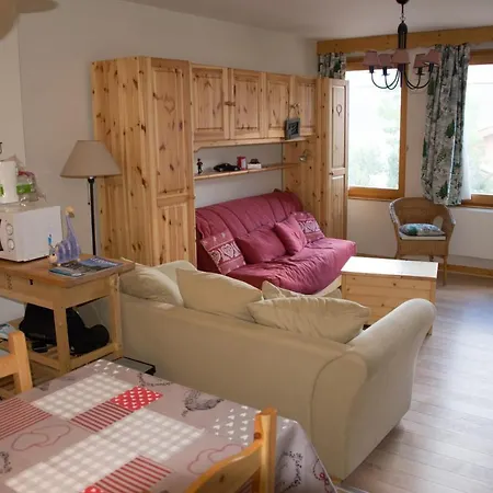 1550 - Veritable Aux Pieds - Les Tovets T2 - 47m2 - 4p *